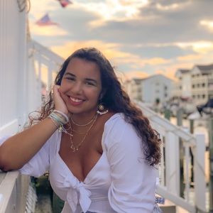 Meet your Posher, Darby